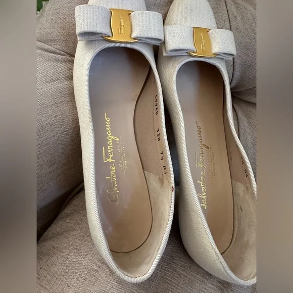 Vintage 90s Salvatore Ferragamo cream linen bow toe kitten heels women’s 7 1/2 - Picture 14 of 14